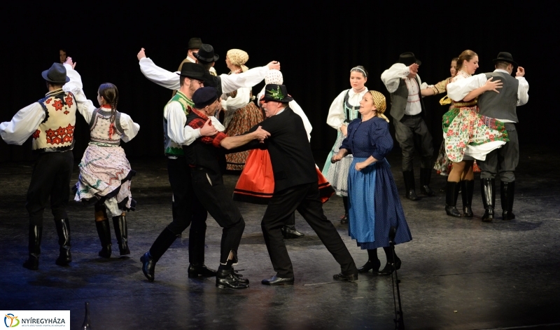 A tükör...az a régi...2.