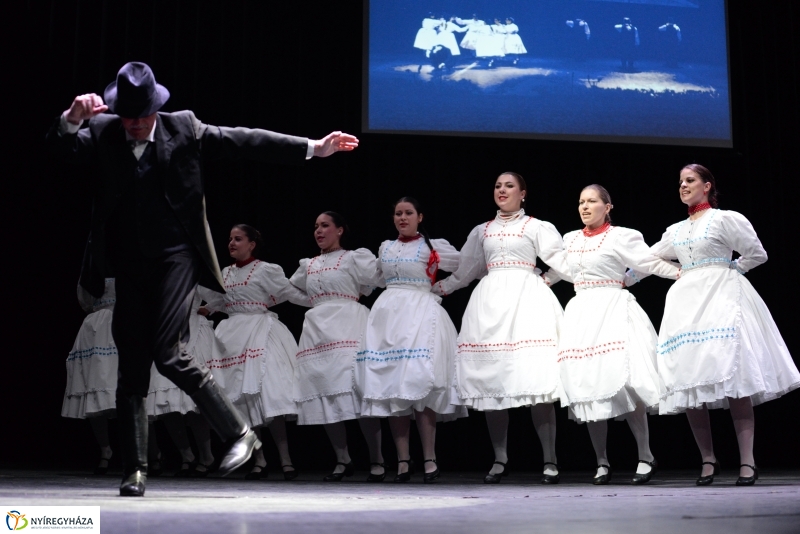 A tükör...az a régi...2.