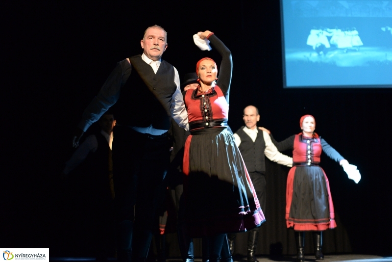 A tükör...az a régi...2.