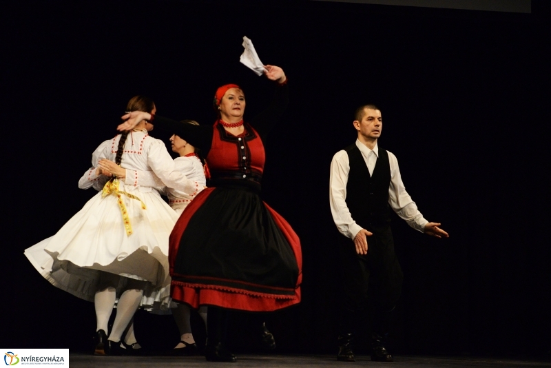 A tükör...az a régi...2.