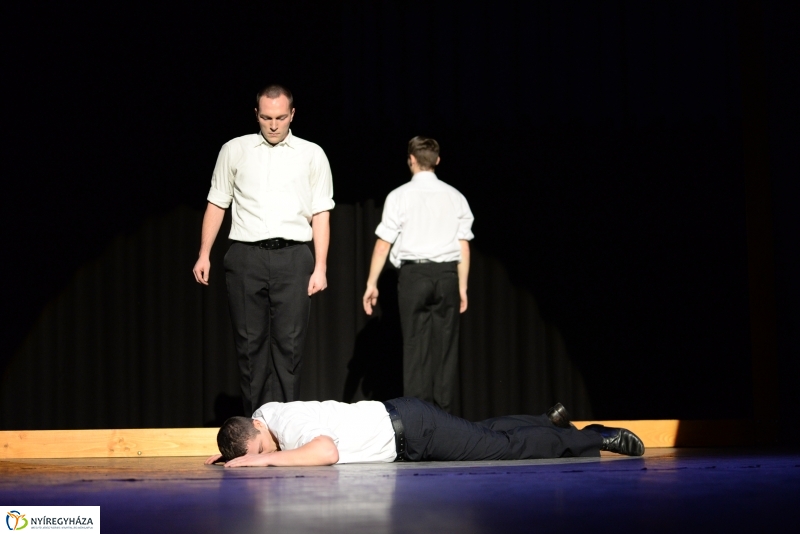 A tükör...az a régi...2.