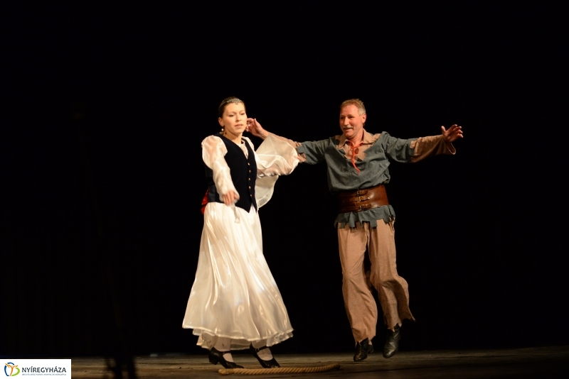 A tükör...az a régi...2.