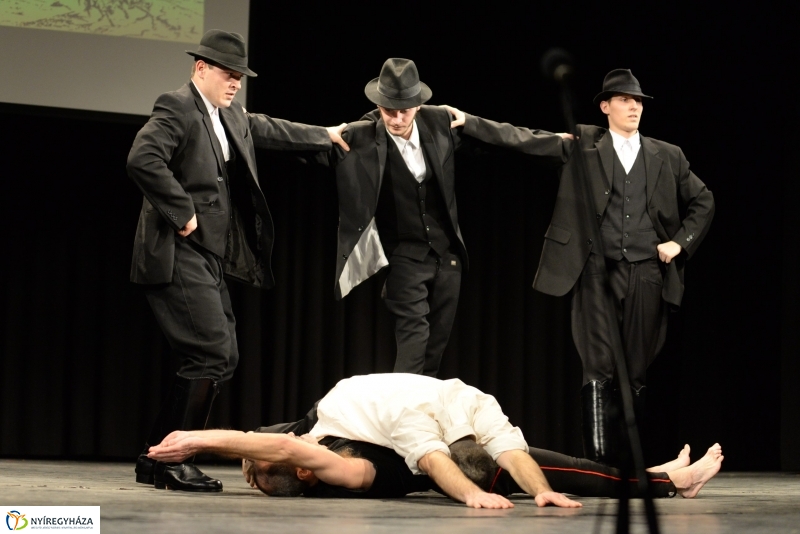 A tükör...az a régi...2.