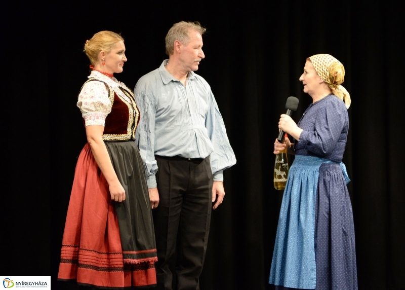 A tükör...az a régi...2.