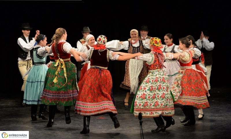 A tükör...az a régi...2.