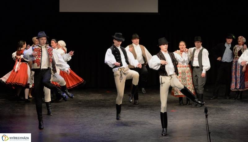 A tükör...az a régi...2.