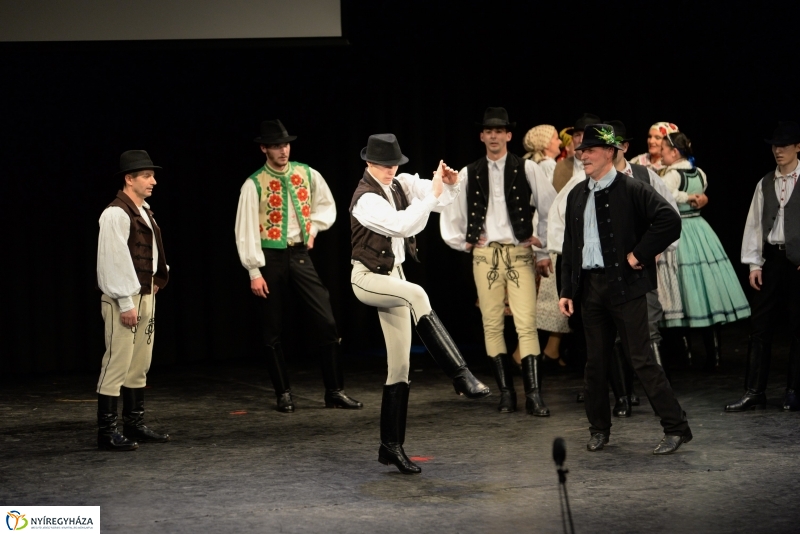 A tükör...az a régi...2.