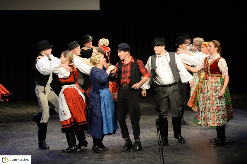 A tükör...az a régi...2.