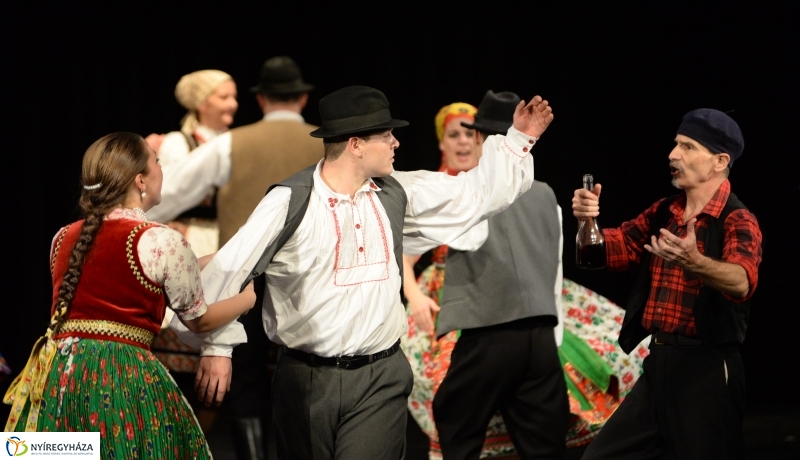 A tükör...az a régi...2.