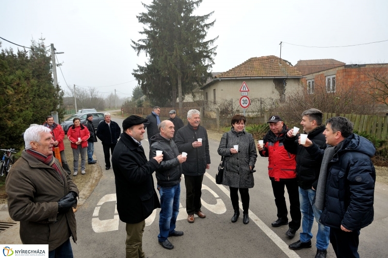 Új útszakasz átadás a Kincs utcán