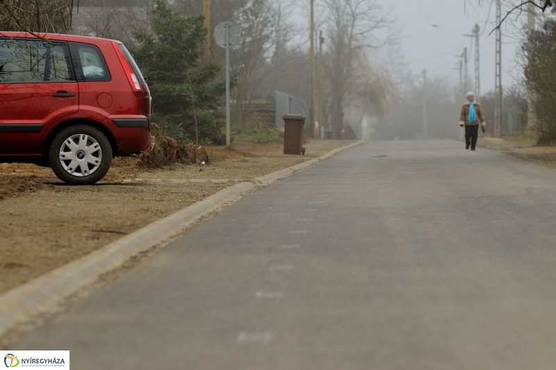 Új útszakasz átadás a Kincs utcán