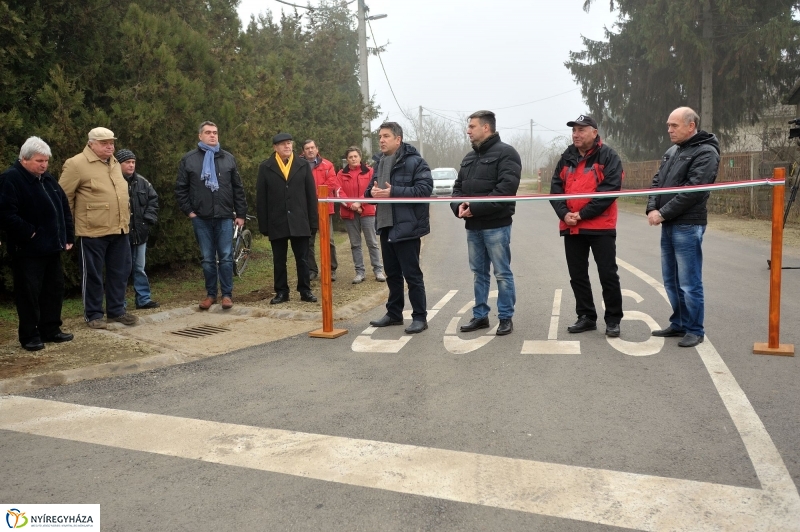 Új útszakasz átadás a Kincs utcán
