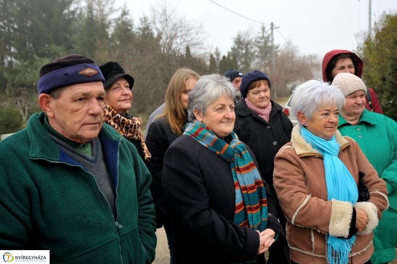 Új útszakasz átadás a Kincs utcán