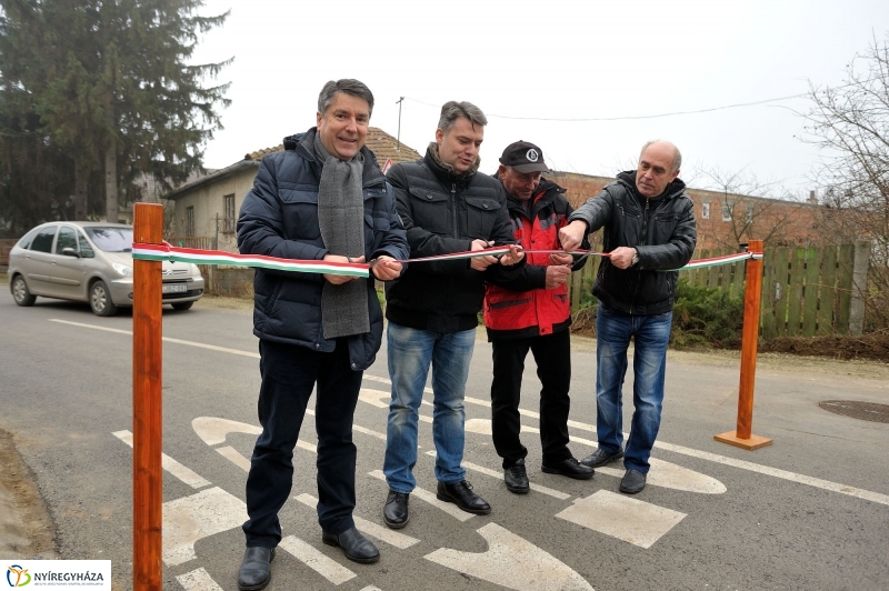Új útszakasz átadás a Kincs utcán