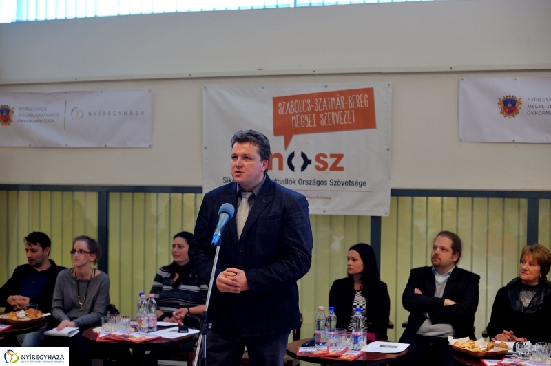 Beszédes kezek programsorozat ünnepi megnyitója