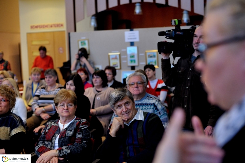 Beszédes kezek programsorozat ünnepi megnyitója