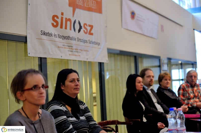 Beszédes kezek programsorozat ünnepi megnyitója