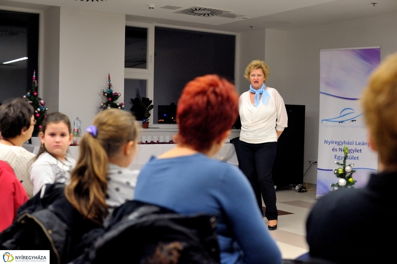 Karácsonyi előadás a Nyíri Nők Egyesület szervezésében