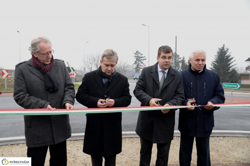 Körförgalom átadás Oroson