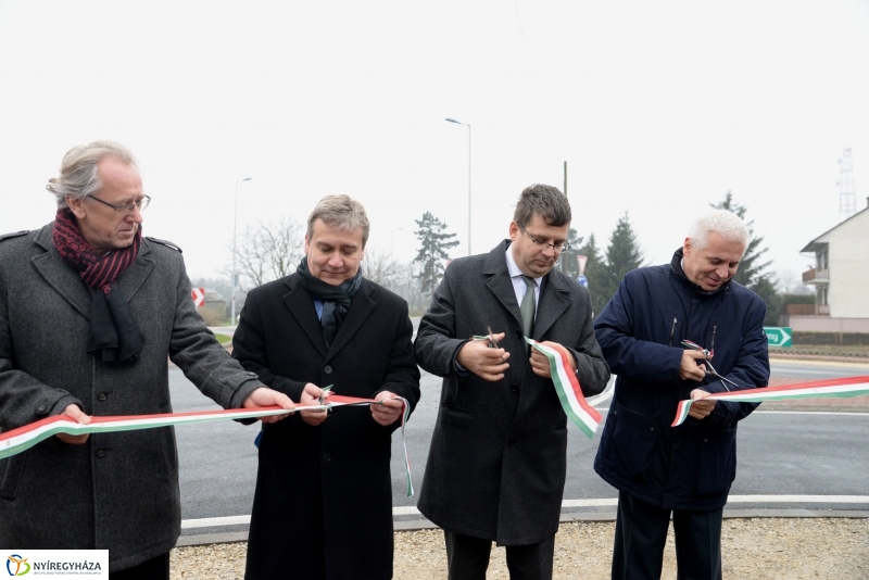 Körförgalom átadás Oroson