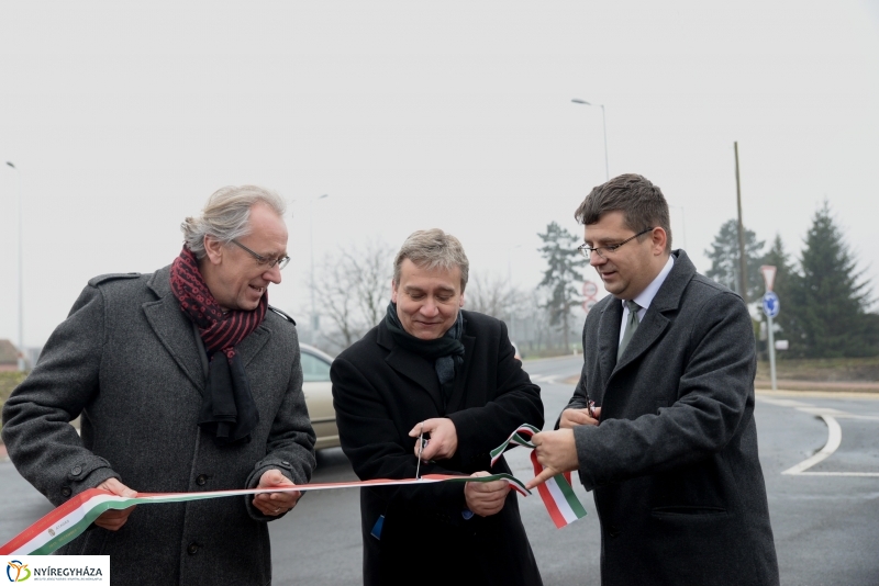 Körförgalom átadás Oroson