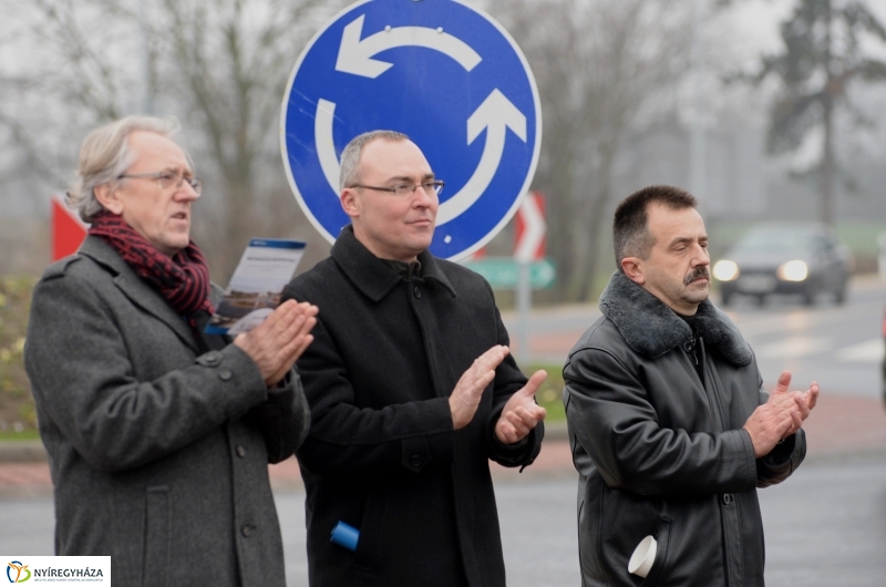 Körförgalom átadás Oroson