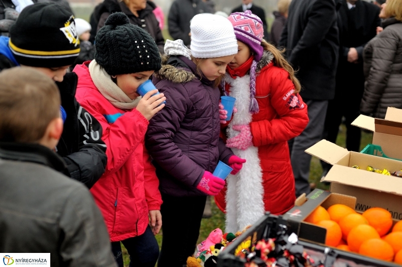 Örökösföldi karácsonyi ünnepség