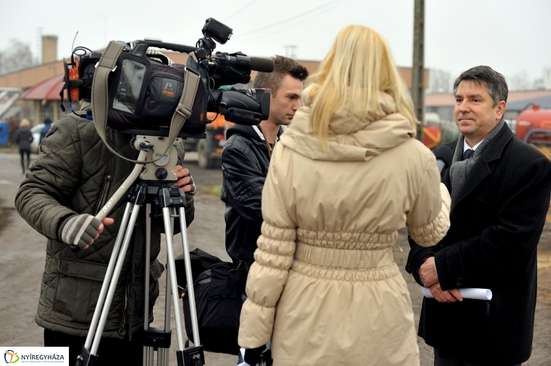 Tűzifa a rászorulóknak