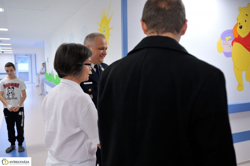 Vám- és Pénzügyőrség adományátadása a kórházban