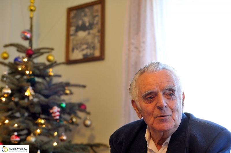 Szépkorú köszöntése - Szikszay József