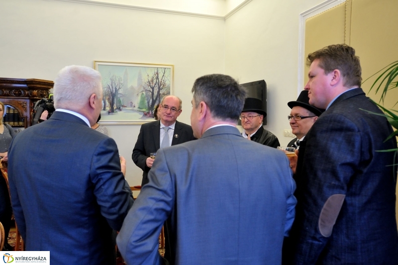 Újévi jókívánság a Városházán