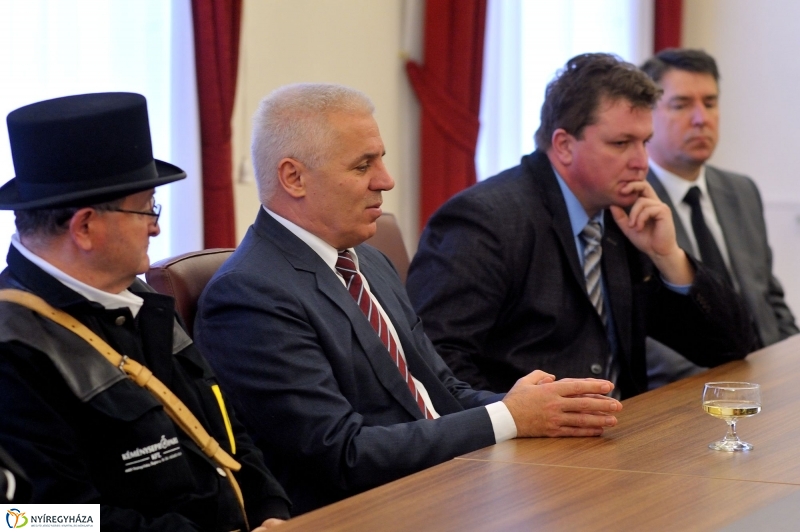 Újévi jókívánság a Városházán