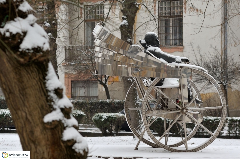 Téli szobrok Nyíregyházán