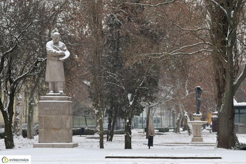 Téli szobrok Nyíregyházán