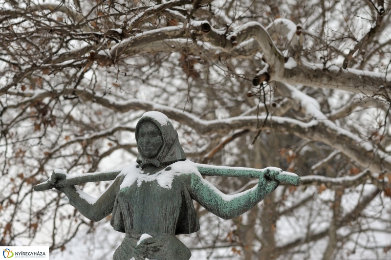 Téli szobrok Nyíregyházán