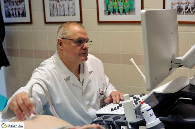 Új ultrahang készülék a Jósa András Kórházban