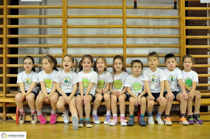 Újévköszöntő sorverseny a Bem iskolában