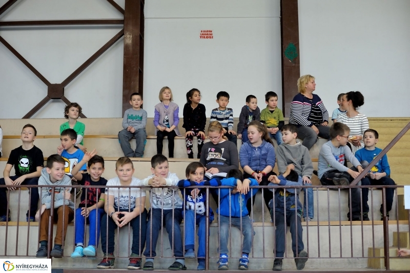 Újévköszöntő sorverseny a Bem iskolában