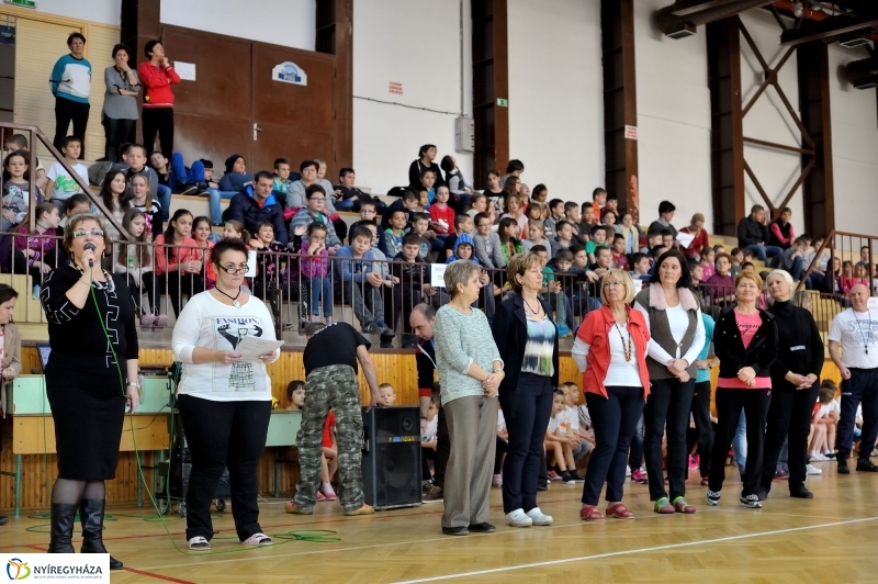 Újévköszöntő sorverseny a Bem iskolában