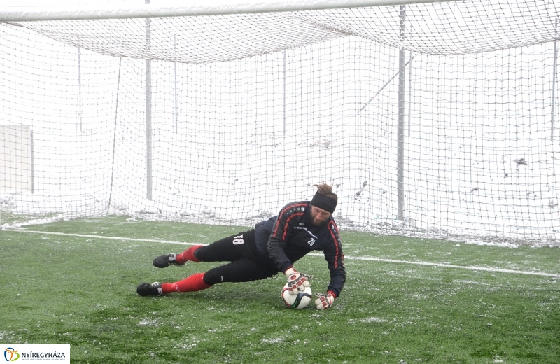 Edzőmérkőzés a Szparinál