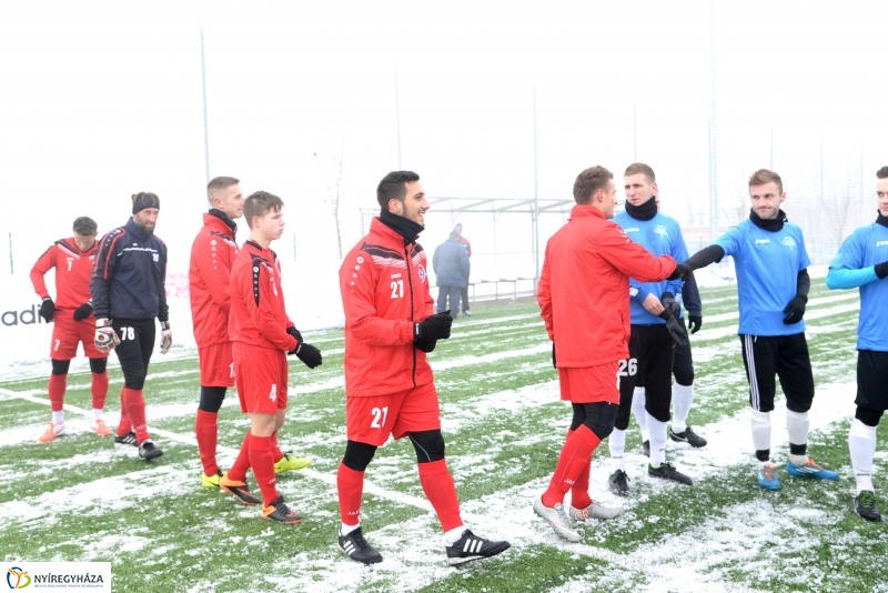 Edzőmérkőzés a Szparinál