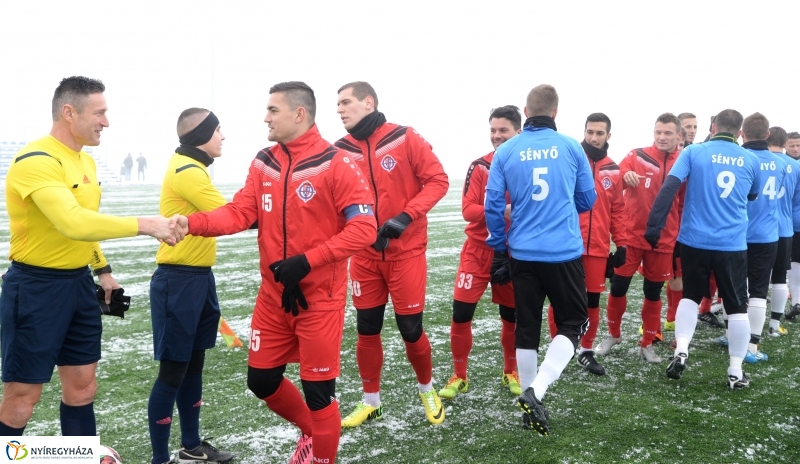 Edzőmérkőzés a Szparinál