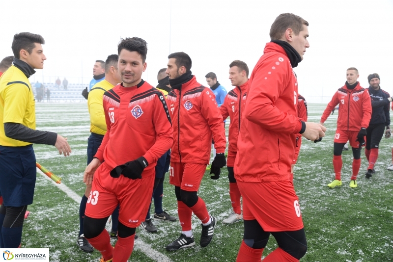 Edzőmérkőzés a Szparinál