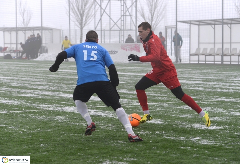 Edzőmérkőzés a Szparinál