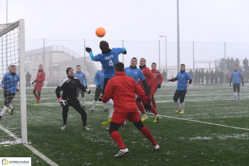 Edzőmérkőzés a Szparinál