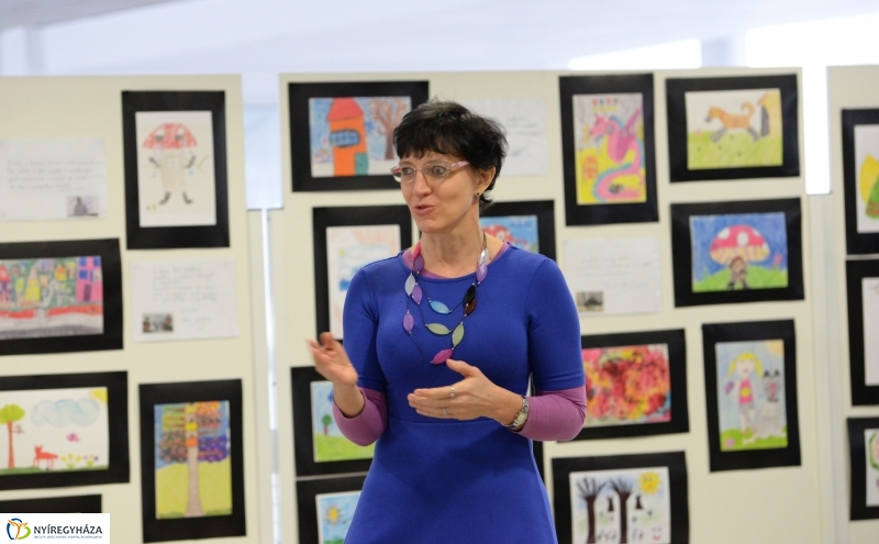 ZOOM kiállításmegnyitó