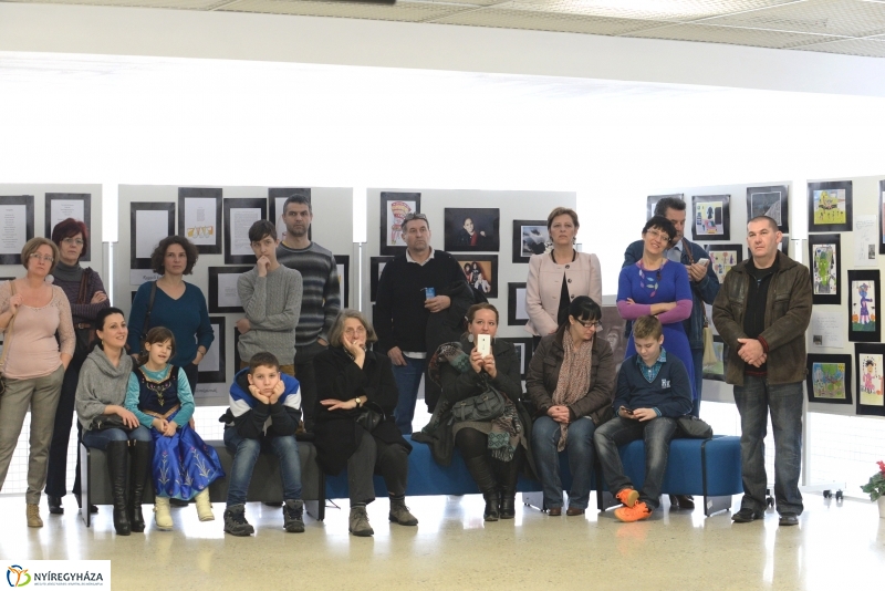 ZOOM kiállításmegnyitó