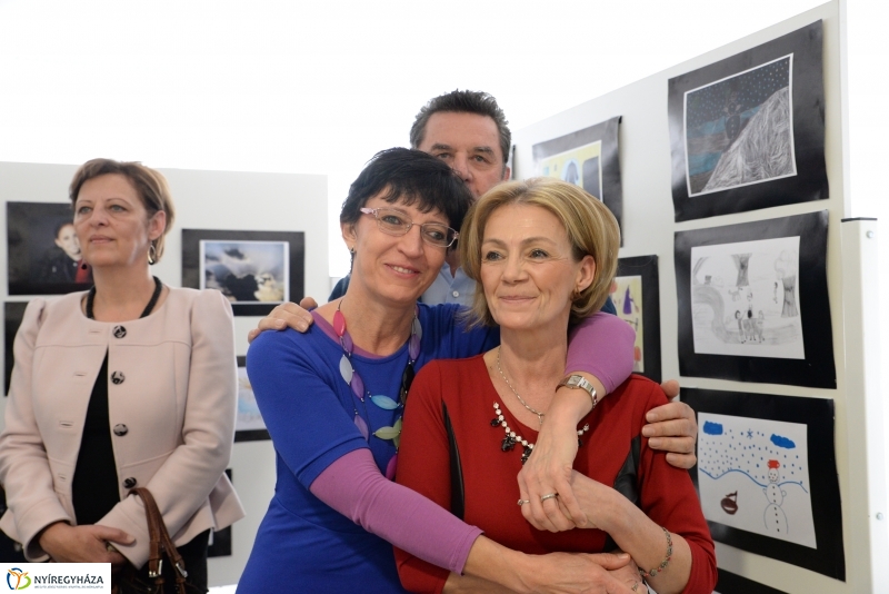 ZOOM kiállításmegnyitó