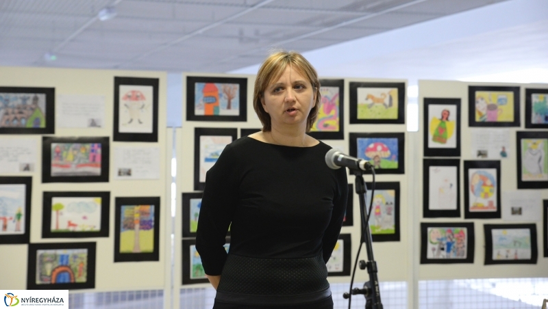 ZOOM kiállításmegnyitó