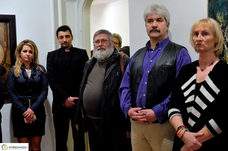Jelen-levők kiállítás megnyitó